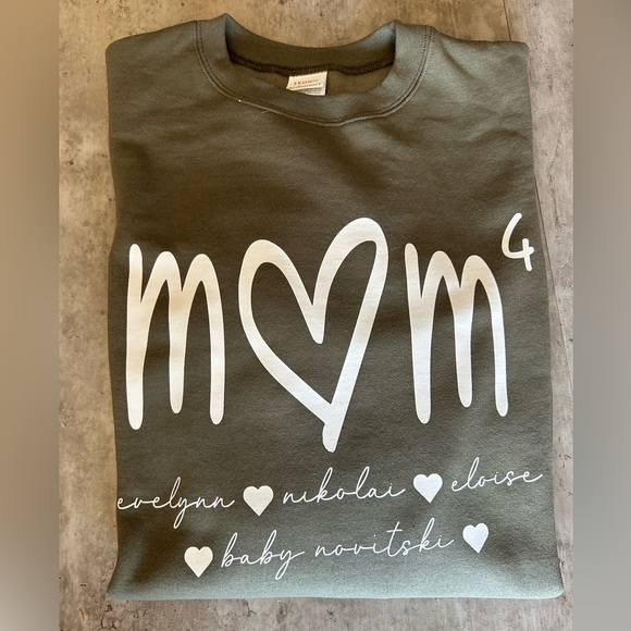 Mom “squared” custom crewneck - Picture 3 of 7